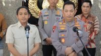 Kapolri Jenderal Listyo Sigit Prabowo menerima kunjungan Menteri Kehutanan (Menhut) Raja Juli Antoni di Mabes Polri